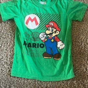 Nintendo Mario Green Short Sleeve Tee